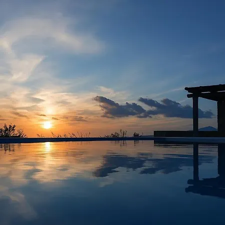 Stylish Mykonian Semi-private Huge Pool Appartement *