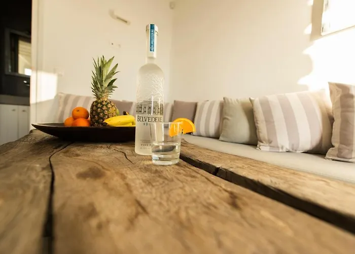 Stylish Mykonian Semi-private Huge Pool Lejlighed *