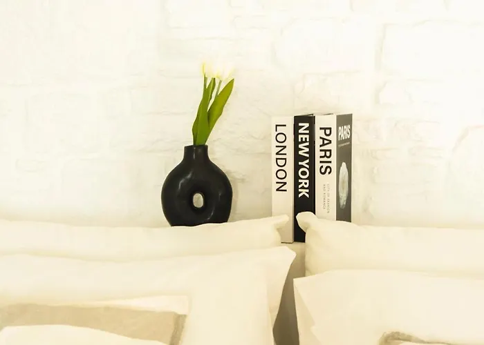 Stylish Mykonian Semi-private Huge Pool Lägenhet *